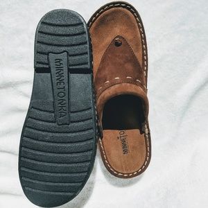 Minnetonka Classic Thong Sandals Brown US 8